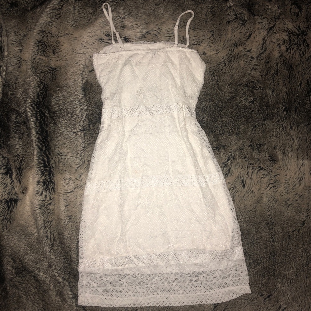 Don’t Ask Why White Lace Dress - Picture 2 of 5